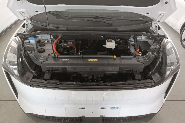 奔腾NAT 2023款 PRO 悦享出行版 425km机舱底盘24