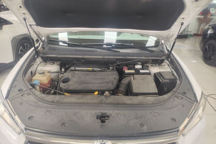 比亚迪 宋Pro 2019款 1.5T 自动精英型机舱底盘24