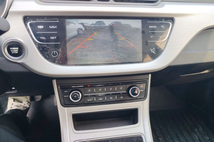 吉利汽车 远景 2018款 1.5L 自动幸福版中控内饰16