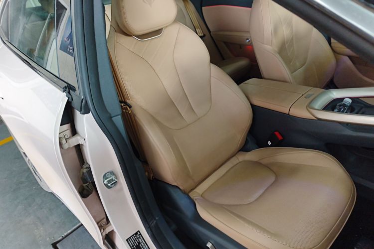 ARCFOX极狐 极狐 阿尔法S5 2024款 708MAX 200kW局部细节41