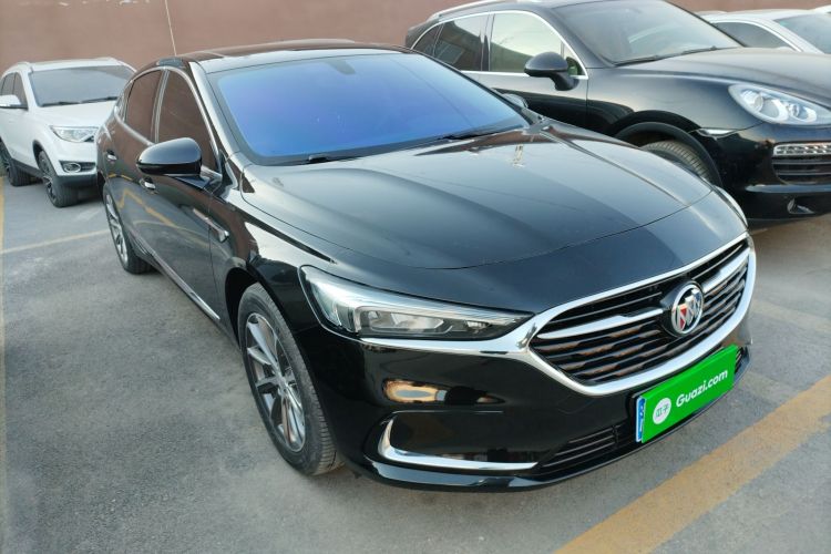 别克 君越 2022款 652T 豪华型车身外观3