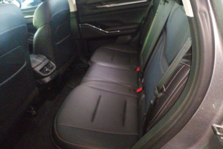 哈弗H6 2021款 第三代 1.5T 自动两驱Max中控内饰21