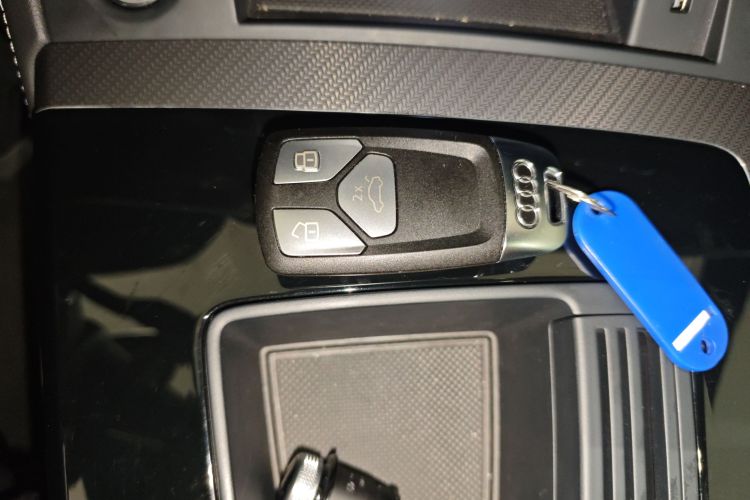 奥迪Q5L 2024款 45 TFSI 豪华动感型中控内饰11