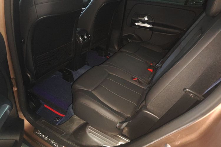 奔驰GLB 2020款 GLB 180 时尚型中控内饰7004