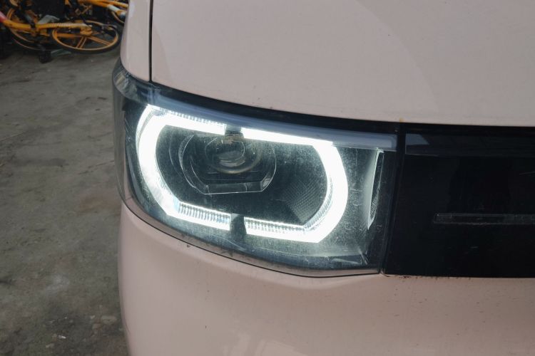 五菱汽车 宏光MINIEV 2022款 马卡龙臻享款 磷酸铁锂车身外观8