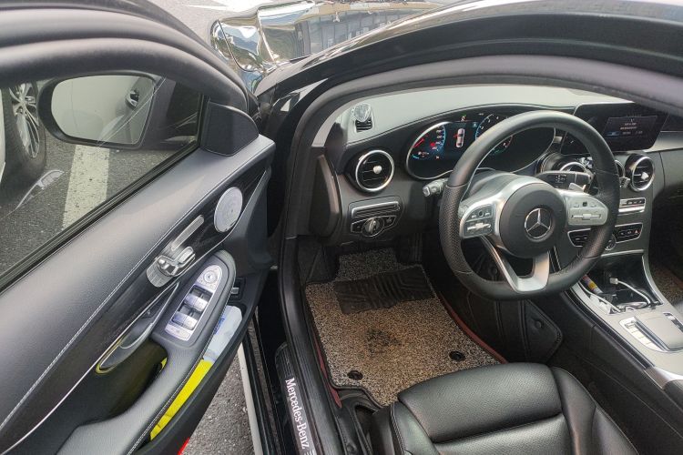 奔驰C级 2021款 C 260 L 运动星耀臻藏版中控内饰20