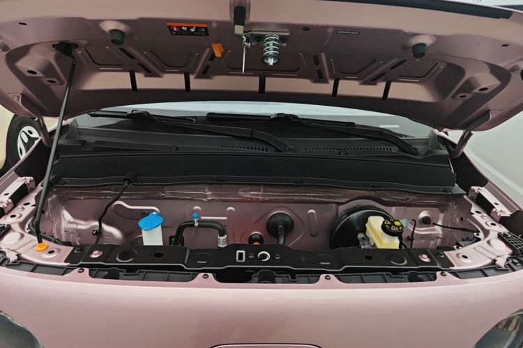 吉利银河 熊猫 2025款 210km 元气熊机舱底盘24