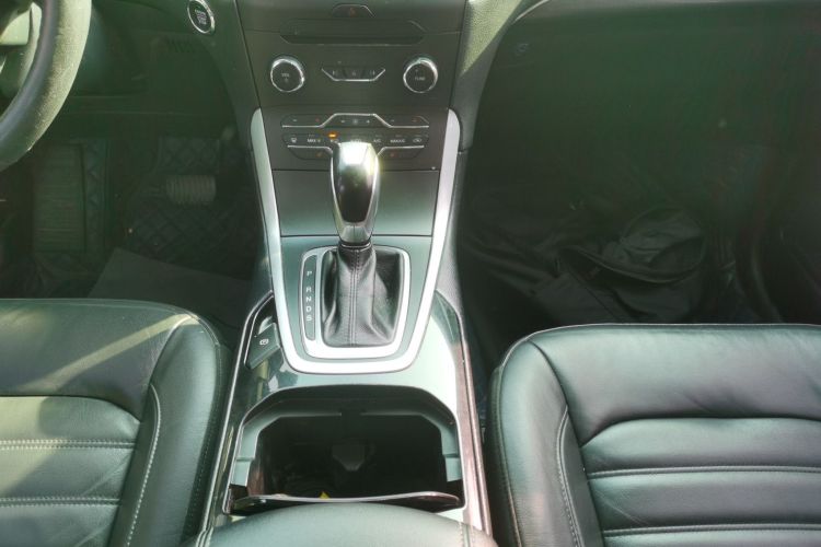 福特 锐界 2016款 EcoBoost 245 四驱豪锐型 7座局部细节18