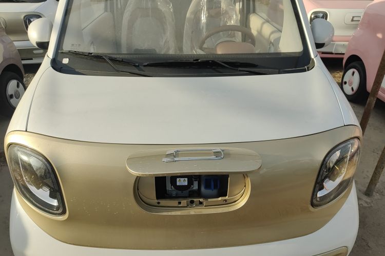 奔腾小马 2026款 222km 萌趣马 Plus机舱底盘24