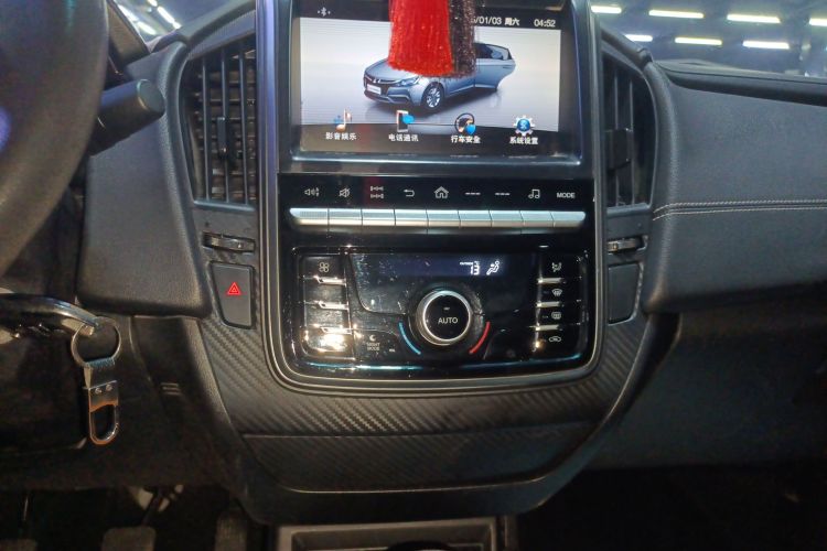 纳智捷 锐3 2016款 1.6L 手动智享型中控内饰16