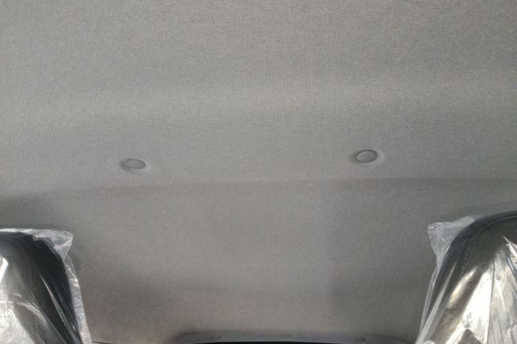 江铃集团新能源 易至EV3 2025款 Plus 330KM舒适型中控内饰22