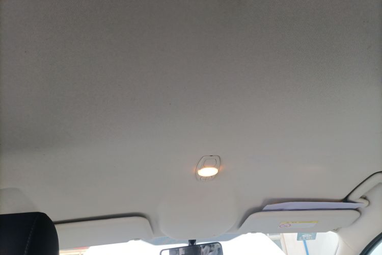 福特 福克斯 2015款 两厢 1.6L 自动舒适型中控内饰22