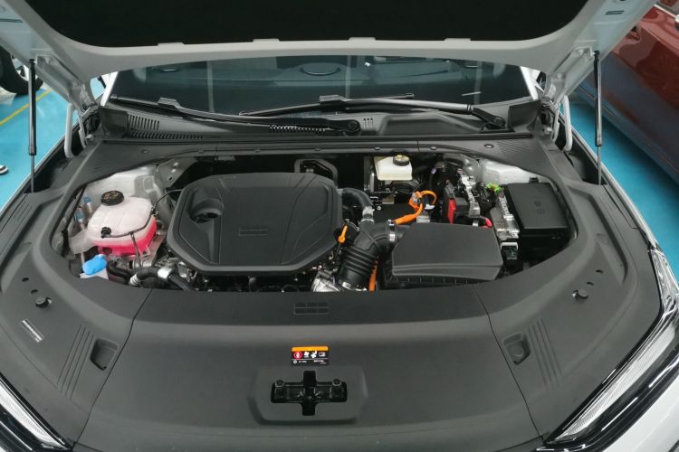 吉利银河 银河星耀8 2025款 130km EM-i 旗舰版机舱底盘24