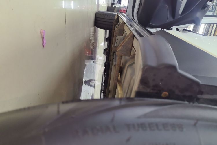 福特 翼搏 2013款 1.0L GTDi 手动尊贵型局部细节9002