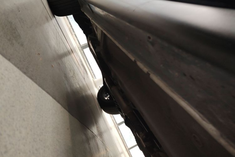 三菱 欧蓝德 2019款 2.4L 四驱致享版 5座 国VI局部细节9001