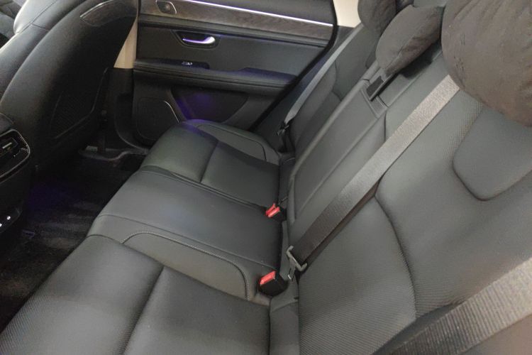 鸿蒙智行 问界M5 2022款 增程后驱标准版中控内饰7004