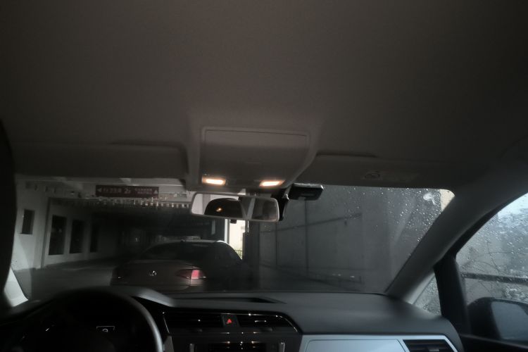 大众 2018款 途安L 1.6L 手动风尚版中控内饰22