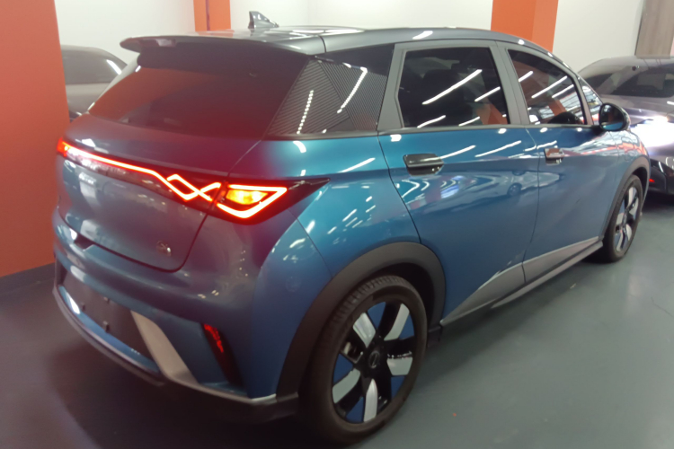 比亚迪 海豚 2021款 401km 骑士版车身外观7