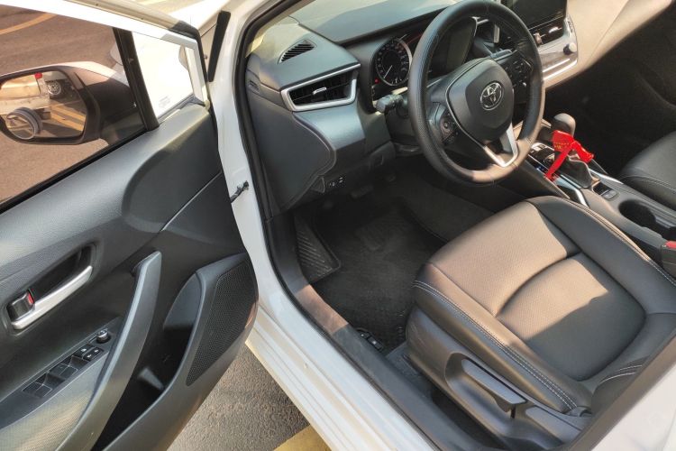 丰田 卡罗拉 2024款 1.2T 精英版中控内饰20