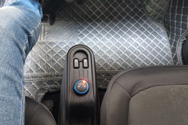 五菱汽车 宏光MINIEV 2020款 悦享款 磷酸铁锂中控内饰18