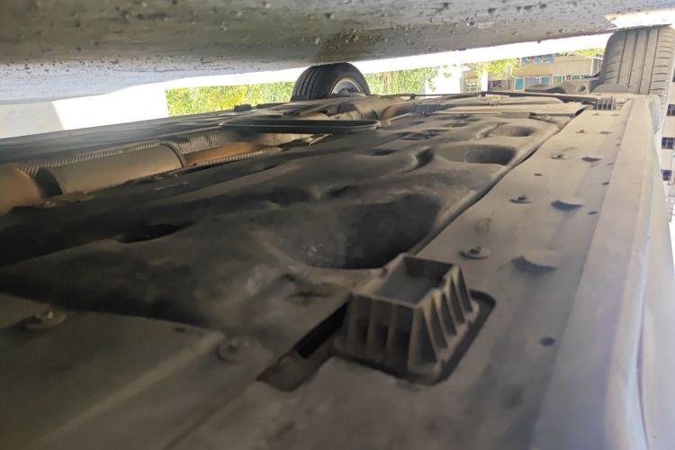 宝马X1 2019款 sDrive18Li 时尚型局部细节9001