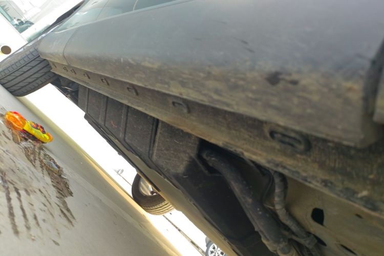 奇瑞 风云T9 2024款 120 长续航版舒适型 7座 三元锂局部细节9001