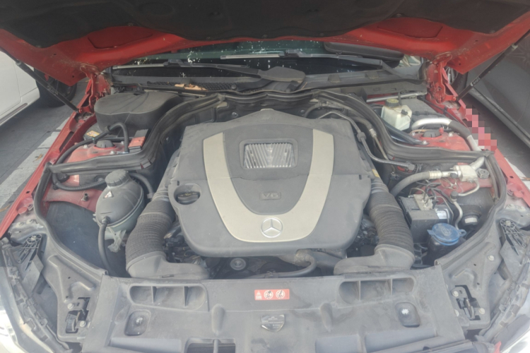 奔驰C级 2013款 C 300 运动型 Grand Edition局部细节24