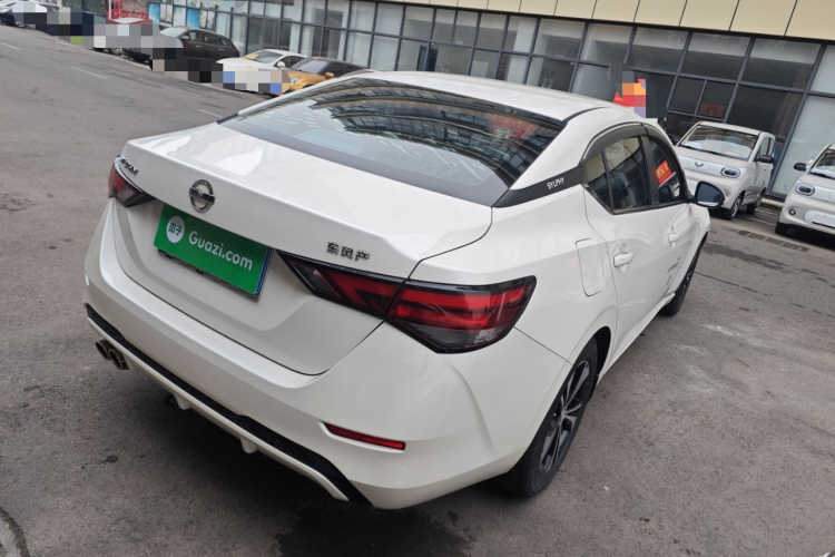 日产 轩逸 2021款 1.6L XL CVT悦享版车身外观7