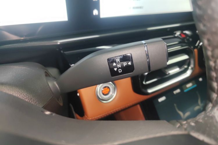 捷途山海L7 2024款 1.5T 120km ULTRA 7座局部细节18