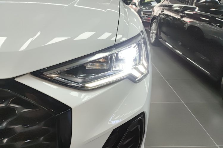 奥迪Q3 Sportback 2022款 40 TFSI 时尚型局部细节36