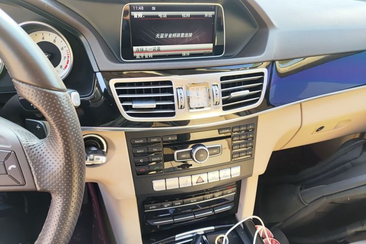 奔驰E级 2014款 改款 E 260 L 运动型局部细节16