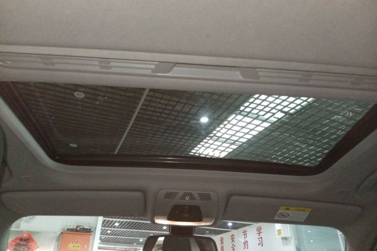 宝马3系 2017款 318Li 时尚型局部细节22