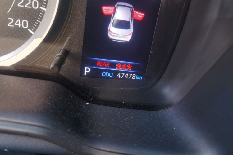 丰田 雷凌 2021款 185T CVT豪华版中控内饰15