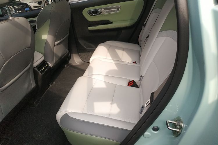 埃安 AION Y 2023款 Plus 510 智领版中控内饰21