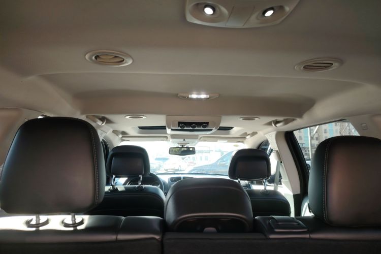 道奇 酷威 2016款 2.4L 两驱旅行版中控内饰22