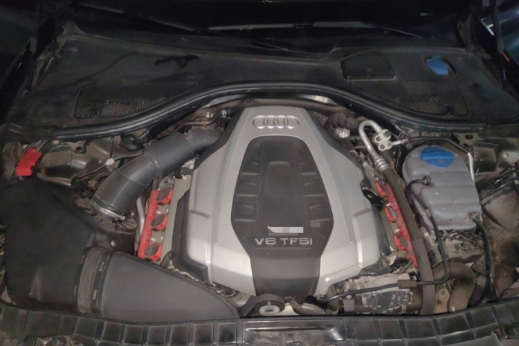 奥迪A6L 2018款 30周年年型 45 TFSI quattro 运动型局部细节24