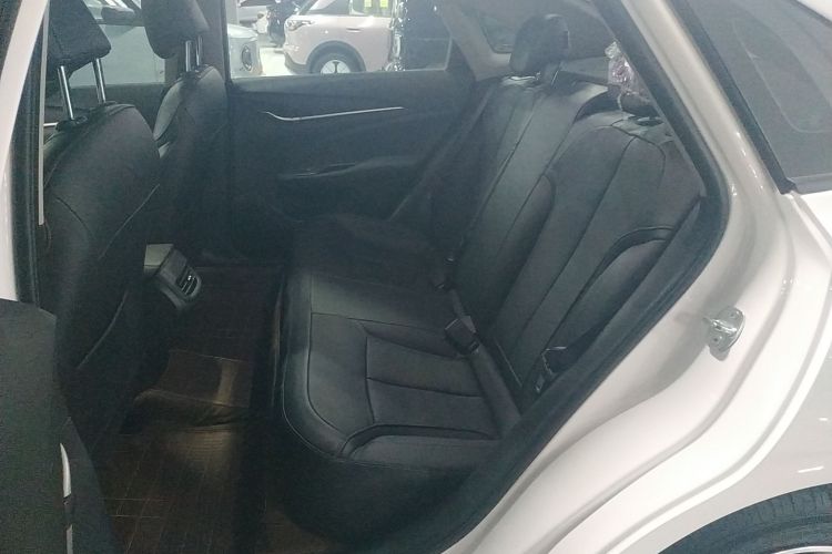 别克 英朗 2018款 18T 自动精英型中控内饰21