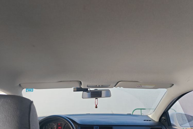 大众 桑塔纳 2015款 1.6L 手动风尚版中控内饰22