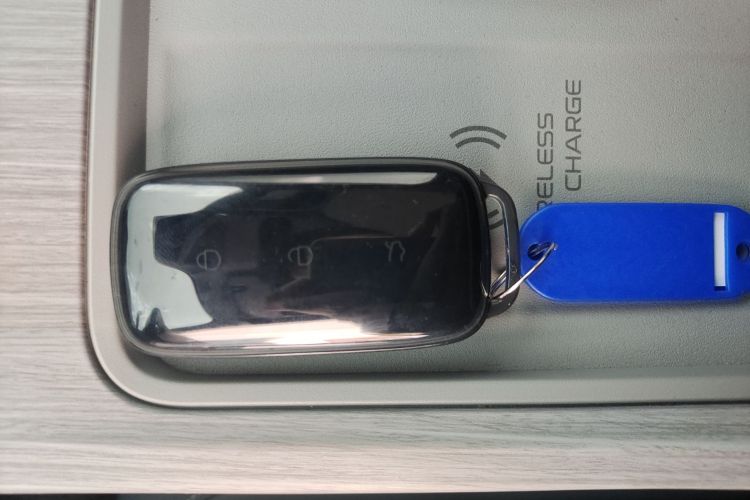 吉利银河 银河E8 2024款 550km 后驱MAX中控内饰11