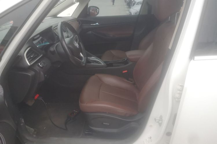 别克GL6 2019款 18T 6座互联尊贵型 国VI局部细节19