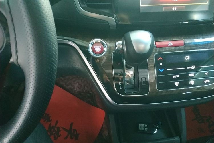 本田 奥德赛 2015款 2.4L 智享版中控内饰18