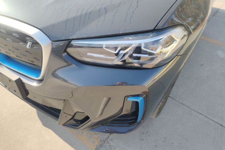 宝马iX3 2022款 领先型局部细节36