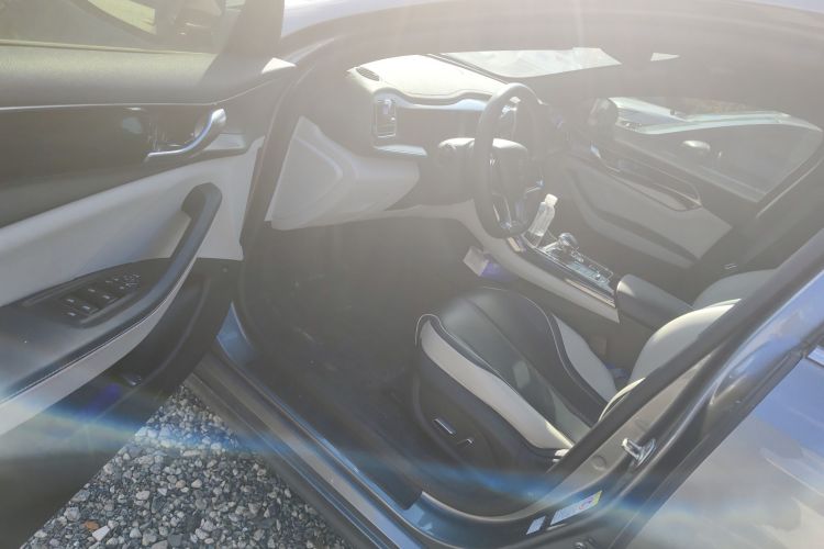 比亚迪 秦PLUS 2021款 EV 400KM 豪华型中控内饰7003