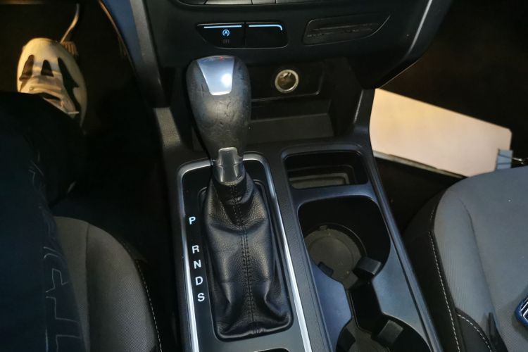 福特 翼虎 2017款 EcoBoost 180 两驱精翼型中控内饰18