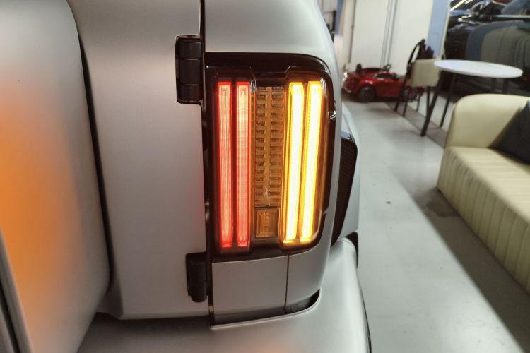 超境汽车 共创坦克300 2021款 2.0T 赛博坦克车身外观6004