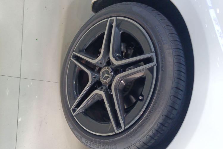 奔驰C级(进口) 2023款 C 260 轿跑车车身外观6003