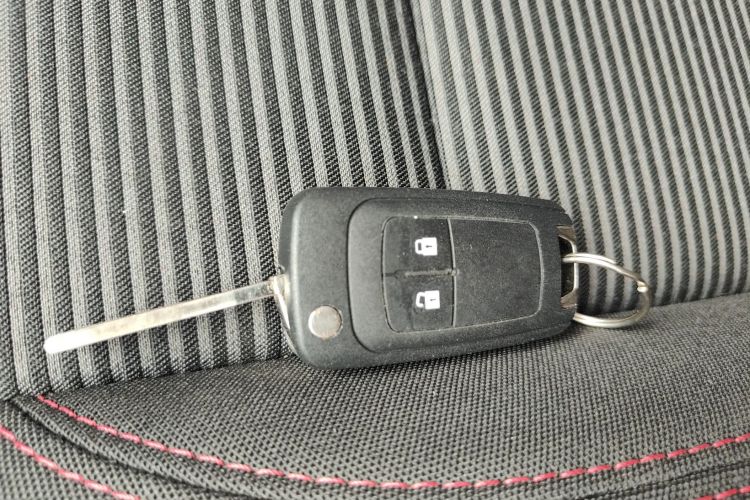 别克 昂科拉 2016款 18T 自动两驱都市领先型中控内饰7001