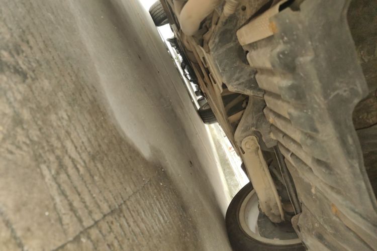 宝马X1 2013款 sDrive18i 时尚型局部细节9009