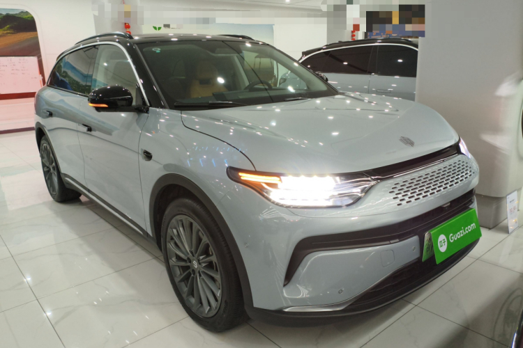 零跑汽车 零跑C11 2024款 增程 300尊享版车身外观3