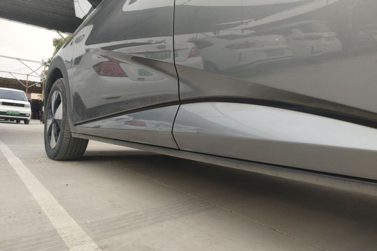 比亚迪 海豚 2023款 420km 自由版机舱底盘30